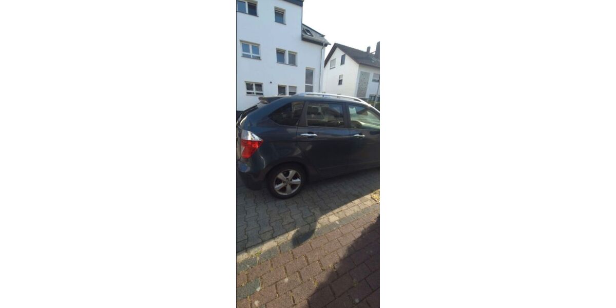 Honda FR-V 315.000 km 1.750 &euro; nauheim 64569