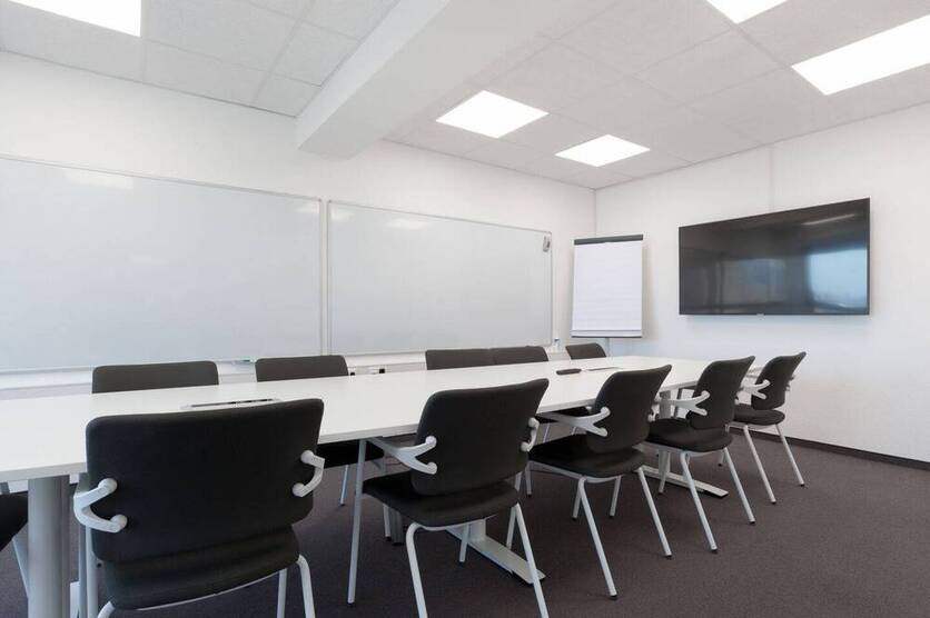 Arbeiten mit Skylineblick: professionelle Offices und Coworking - All-in-Miete