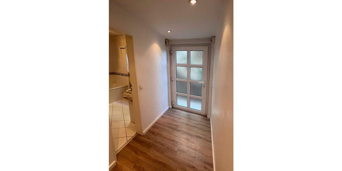 Einfamilienhaus Frankfurt am Main Bergen-Enkheim - 7 Zimmer, 224 m&sup2;, 1.395.000&euro; | Angebot:25373870