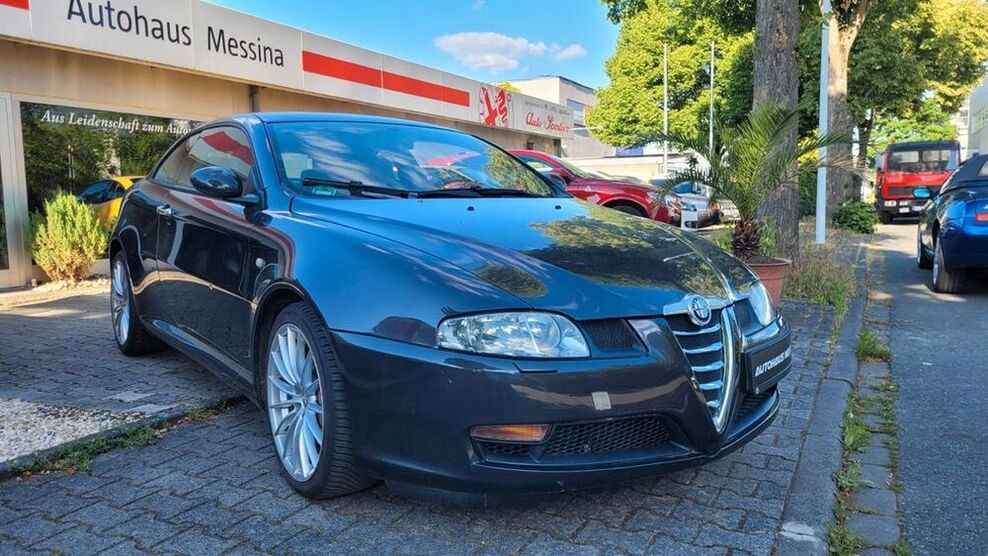 GT