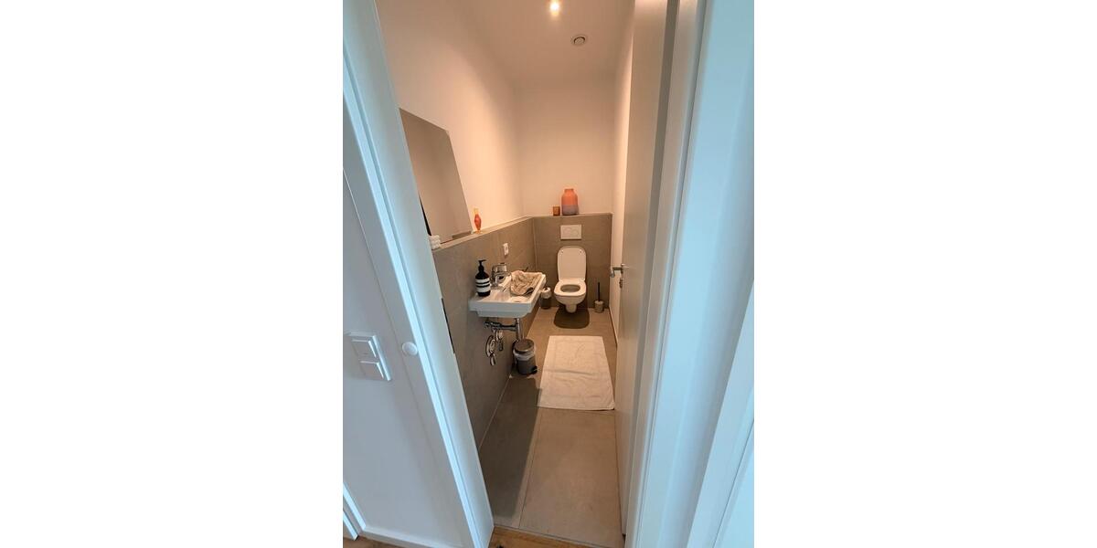 Etagenwohnung Frankfurt am Main Sachsenhausen Süd - 3 Zimmer, 95 m&sup2;, 2.390&euro; | Angebot:26641637