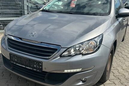 Peugeot 308 177.000 km 6.400 € Büdingen 63654