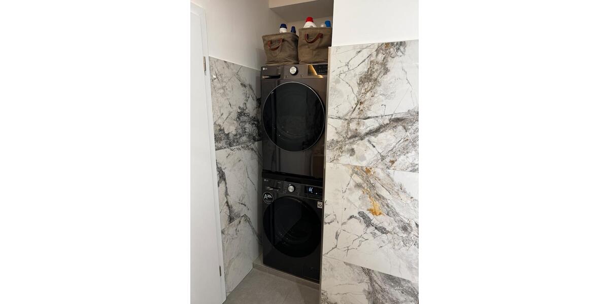 Etagenwohnung Schöneck - 3 Zimmer, 120 m&sup2;, 425.000&euro; | Angebot:27217710