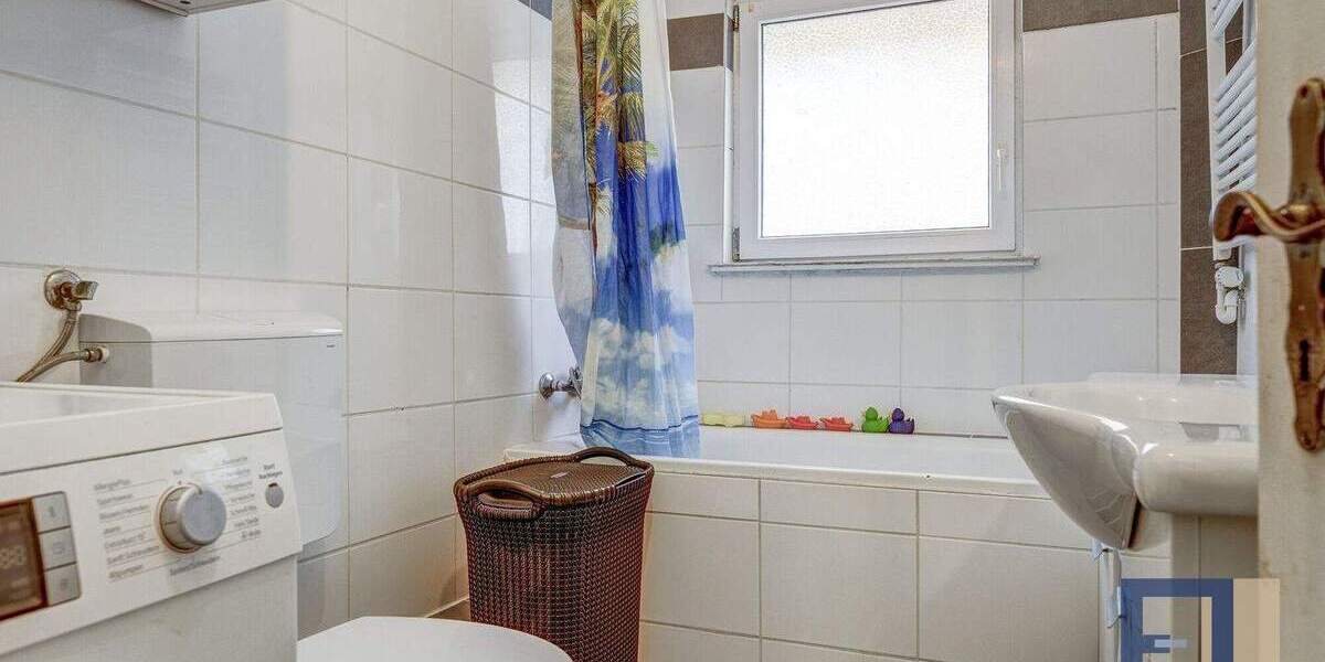 Mehrfamilienhaus, Wohnhaus Rüsselsheim - 7 Zimmer, 175 m&sup2;, 399.950&euro; | Angebot:25776011