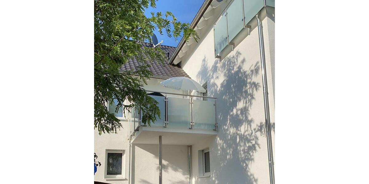 Exklusive Wohnung mit edler Ausstattung im modernen 3Familienhaus 4 zimmer