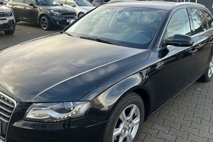 Audi A4 3.2 Quattro Avant/2.Hand/Scheckheft 134.988 km 7.999 &euro; Frankfurt 60386