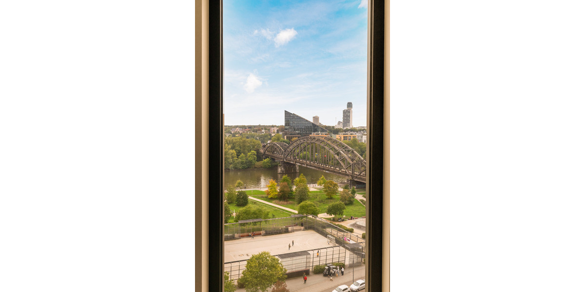 Etagenwohnung Frankfurt am Main Ostend - 2 Zimmer, 69 m&sup2;, 2.680&euro; | Angebot:24973550