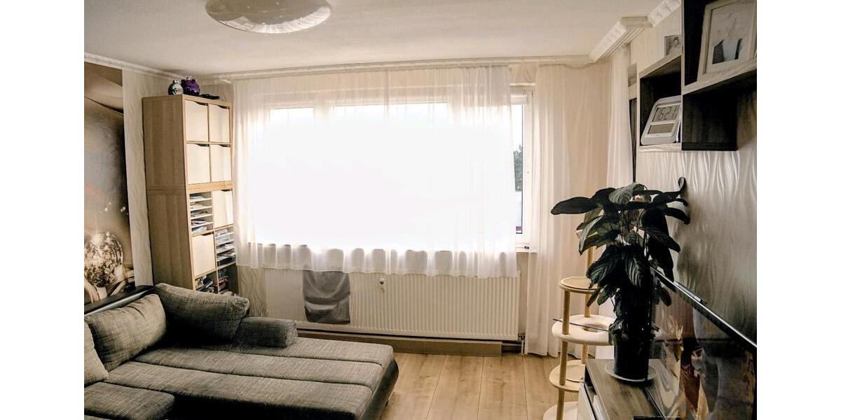 4,5-Zimmer-Wohnung (104 qm) |Hochheim | provisionsfrei| 2 Balkone 4 zimmer
