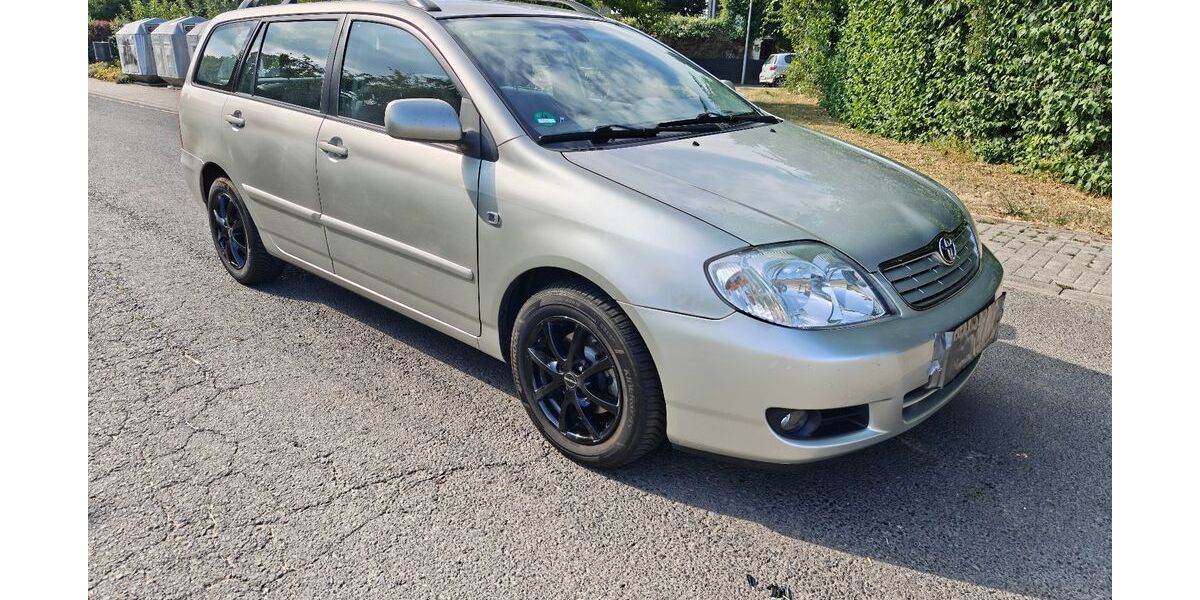 Toyota Corolla 103.560 km 3.199 &euro; Rosbach 61191