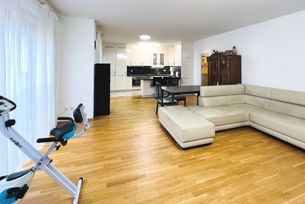 Frankfurt-Bockenheim: Großzügige 5-Zimmerwohnung am Rebstockpark! 5 zimmer