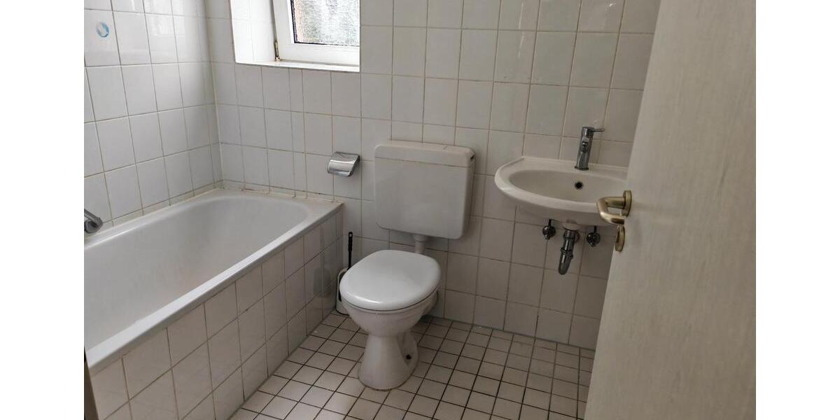 Etagenwohnung Frankfurt am Main Rödelheim - 3 Zimmer, 102 m&sup2;, 1.190&euro; | Angebot:26649007