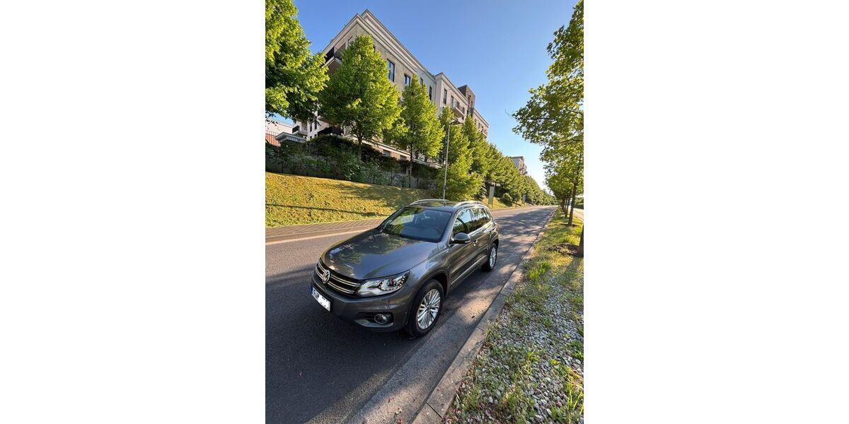 VW Tiguan 147.029 km 11.400 &euro; Frankfurt am Main 60326