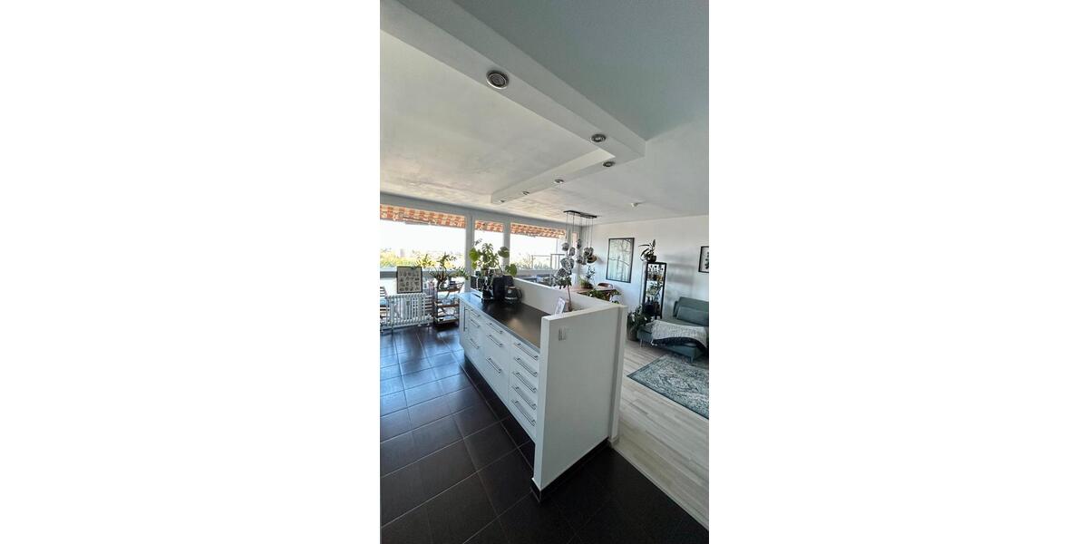 Etagenwohnung Frankfurt am Main Nord-Ost - 2 Zimmer, 65 m&sup2;, 270.000&euro; | Angebot:27104634