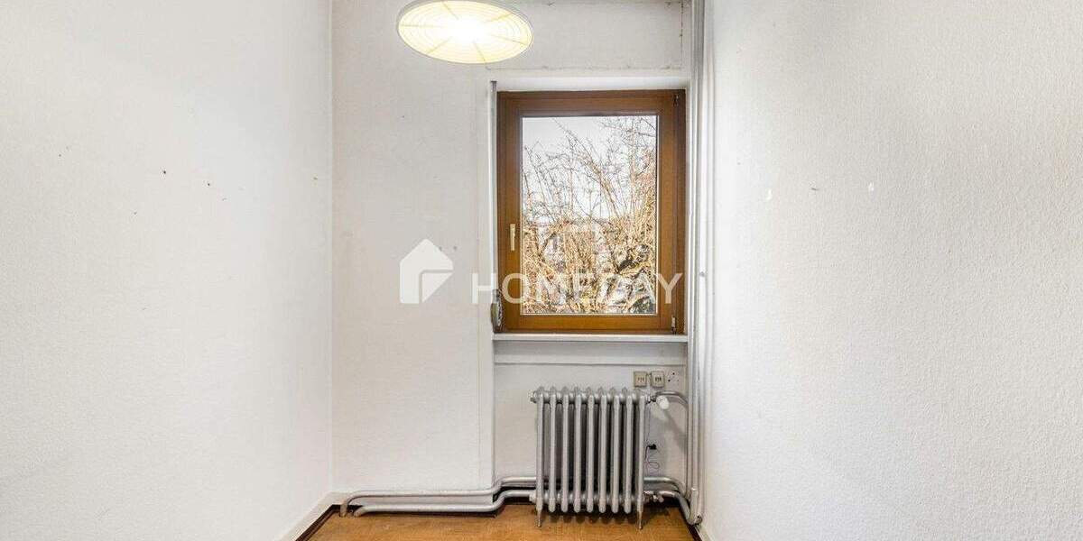 Reihenmittelhaus Frankfurt am Main Ginnheim - 8 Zimmer, 118 m&sup2;, 695.000&euro; | Angebot:24825379