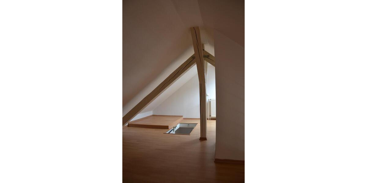 Dachgeschoßwohnung Frankfurt am Main Fechenheim - 2 Zimmer, 47 m&sup2;, 700&euro; | Angebot:25613826