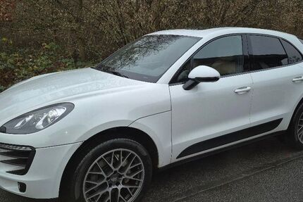 Porsche Macan 117.000 km 27.800 &euro; Niedernhausen 65527