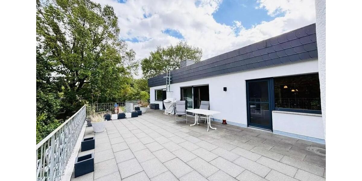 Moderne Penthouse-Wohnung in exklusiver Lage 5 zimmer