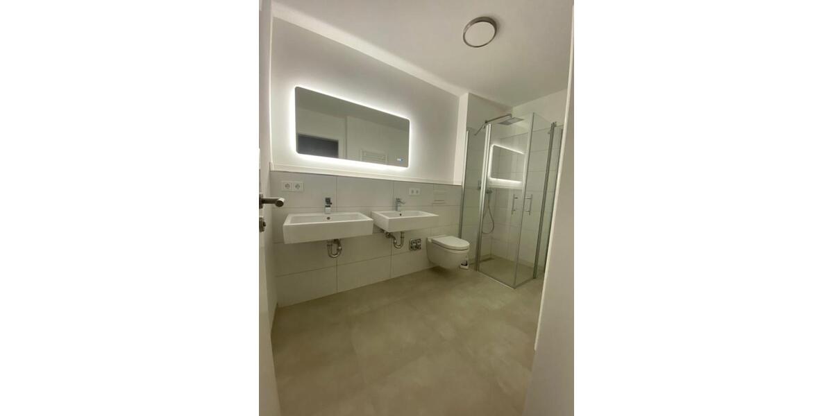 Terrassenwohnung Frankfurt am Main Unterliederbach - 2 Zimmer, 67 m&sup2;, 1.350&euro; | Angebot:25257130