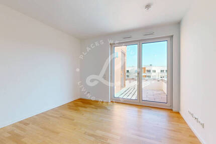 Neubau Erstbezug: Geschmackvolle 1-Zimmer-Wohnung mit Einbauküche & Dachterrasse