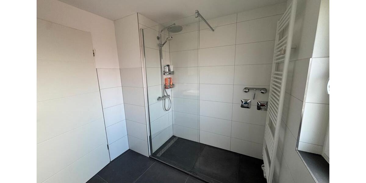 Klimatisierte 4-Zimmer-Dachgeschosswohnung 4 zimmer