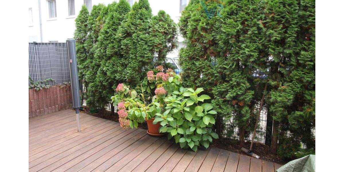 Reihenmittelhaus Bischofsheim - 6 Zimmer, 156 m&sup2;, 580.000&euro; | Angebot:25670403