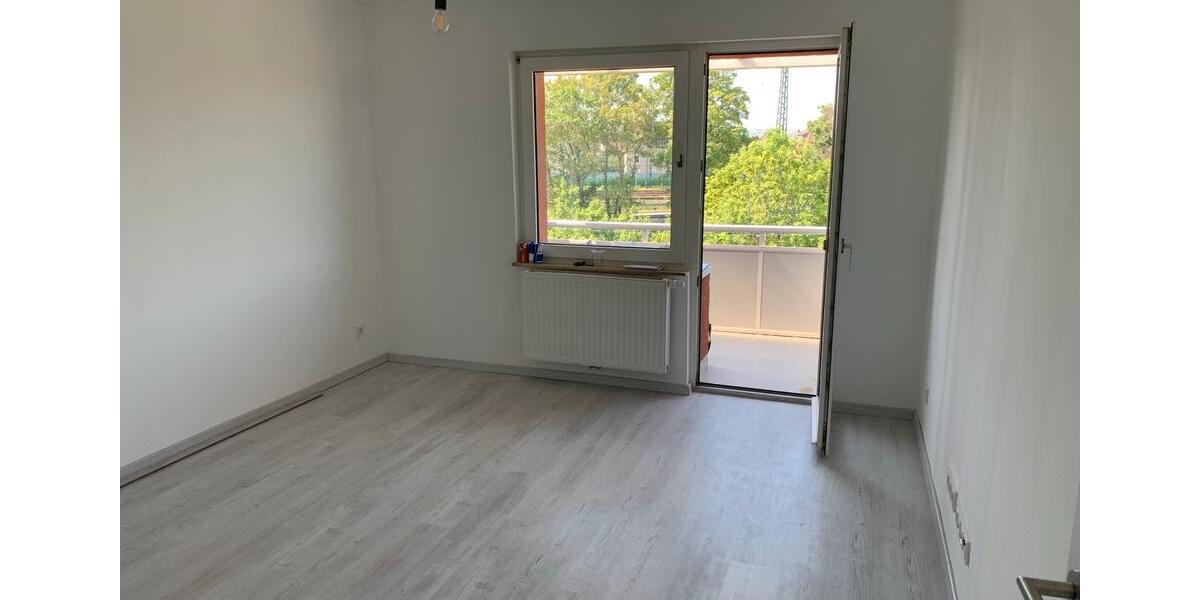 Etagenwohnung Bischofsheim - 2 Zimmer, 48 m&sup2;, 800&euro; | Angebot:26386402