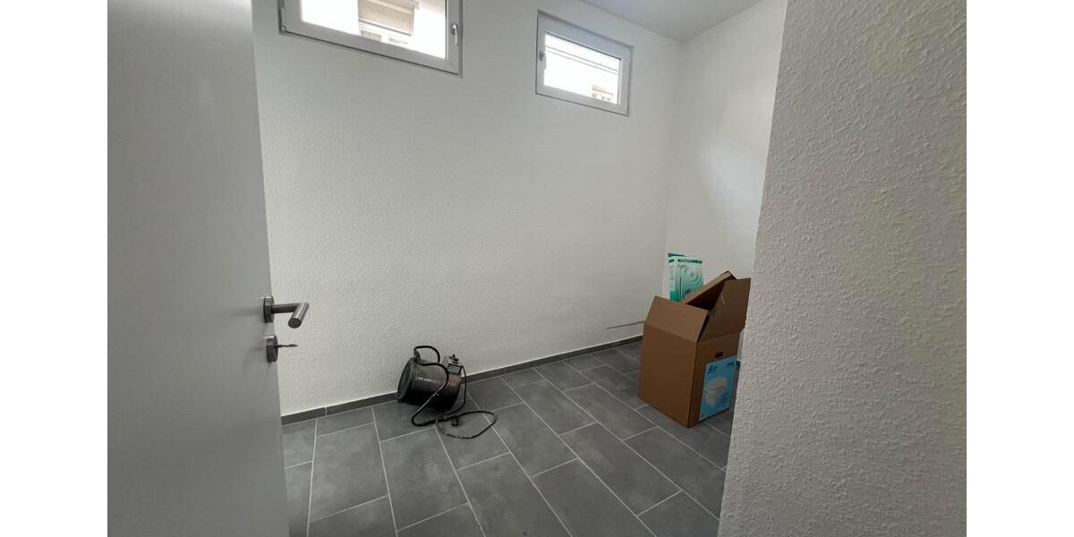 Erdgeschoßwohnung Frankfurt am Main Gutleutviertel - 5 Zimmer, 110 m&sup2;, 1.650&euro; | Angebot:26645388