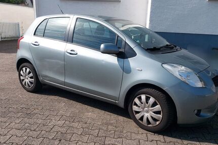 Toyota Yaris 78.000 km 4.890 &euro; Mühlheim 60165