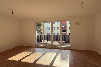 Wohnung Offenbach am Main Nordend - 3 Zimmer, 94 m&sup2;, 1.450&euro; | Angebot:26642028