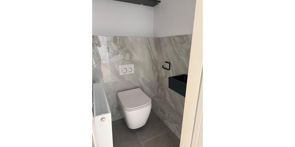 Dachgeschoßwohnung Oberursel (Taunus) - 4 Zimmer, 100 m&sup2;, 1.100&euro; | Angebot:26416269