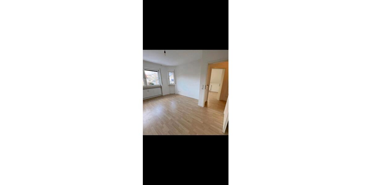 Dachgeschoßwohnung Egelsbach - 3 Zimmer, 72 m&sup2;, 1.350&euro; | Angebot:26398975