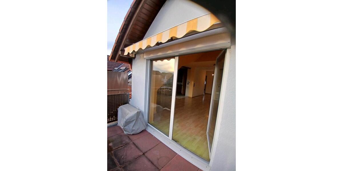 Dachgeschoßwohnung Hanau Groß-Steinheim - 3 Zimmer, 74 m&sup2;, 289.000&euro; | Angebot:24702772