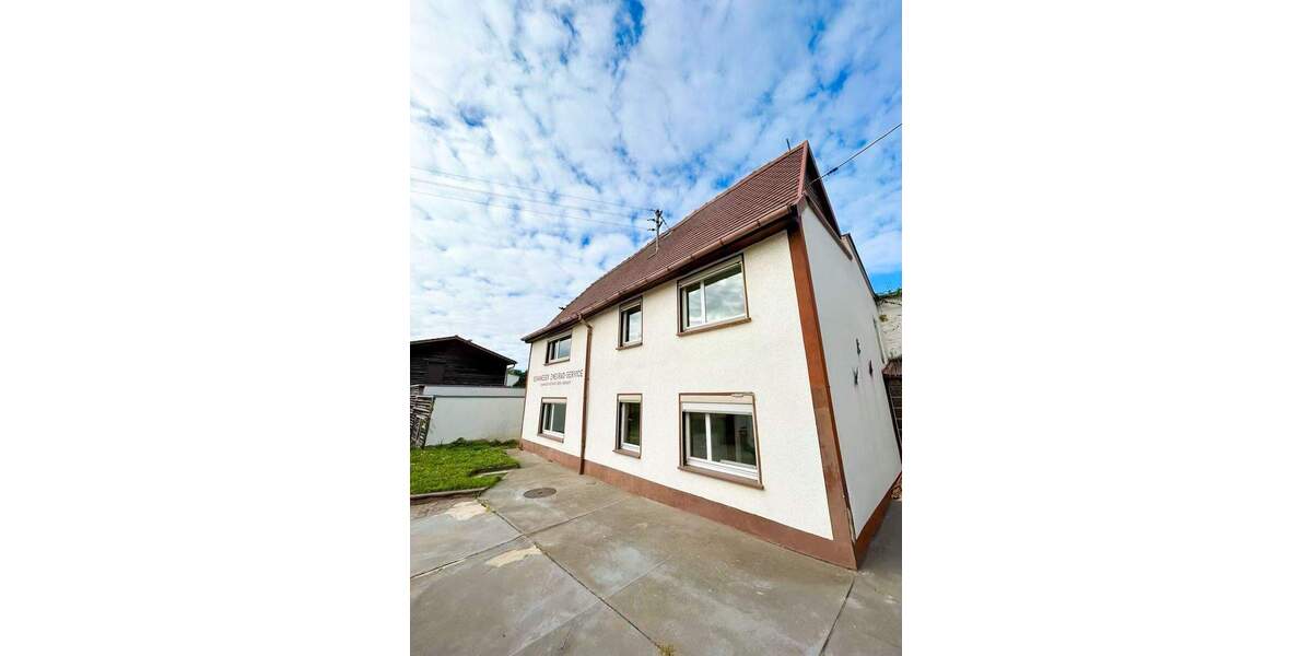 Sanierungsbedürftiges Zweifamilienhaus in Alt-Bonames zur Selbstverwirklichung (auch als EFH) 5 zimmer