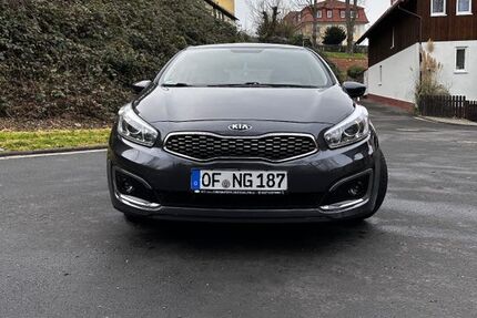 Kia ceed / Ceed 120.088 km 8.000 &euro; Friedberg 61169