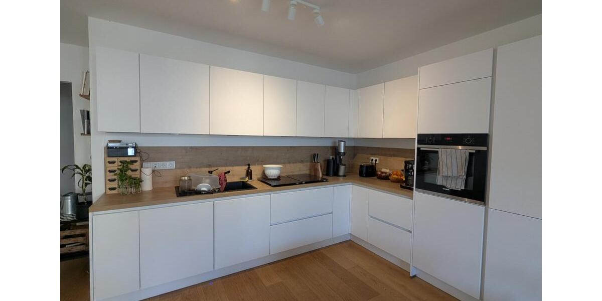 Etagenwohnung Offenbach am Main Hafen - 4 Zimmer, 109 m&sup2;, 1.850&euro; | Angebot:25376328