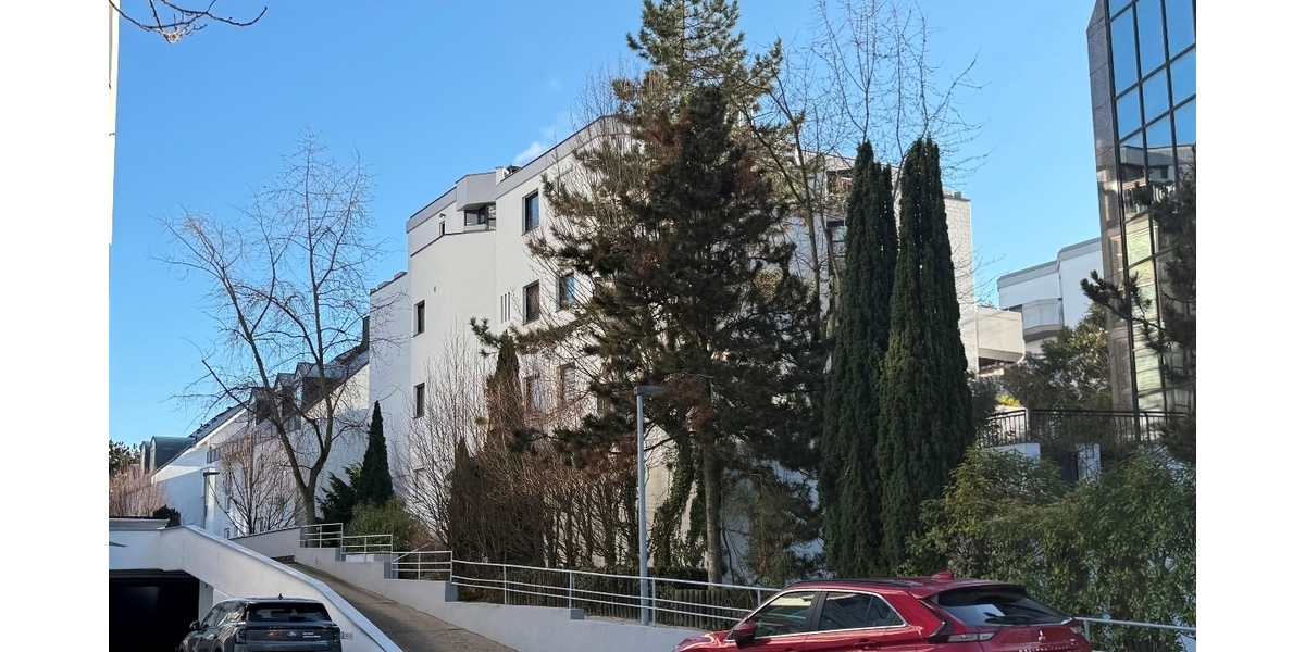 Hochwertige 3-Zimmer-Wohnung mit zwei Balkonen in begehrter Lage von Frankfurt-Sachsenhausen - Etagenwohnung Frankfurt Oberrad | Angebot:24762533