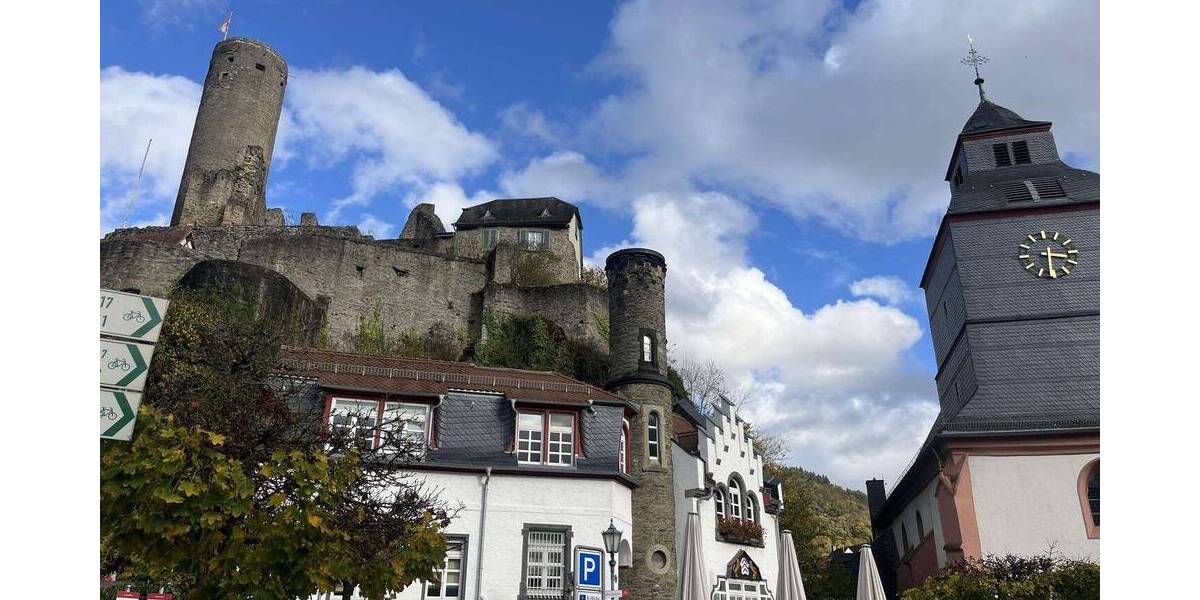Wohnen in der Burgstraße _ mit Blick zur Burg! 3 zimmer