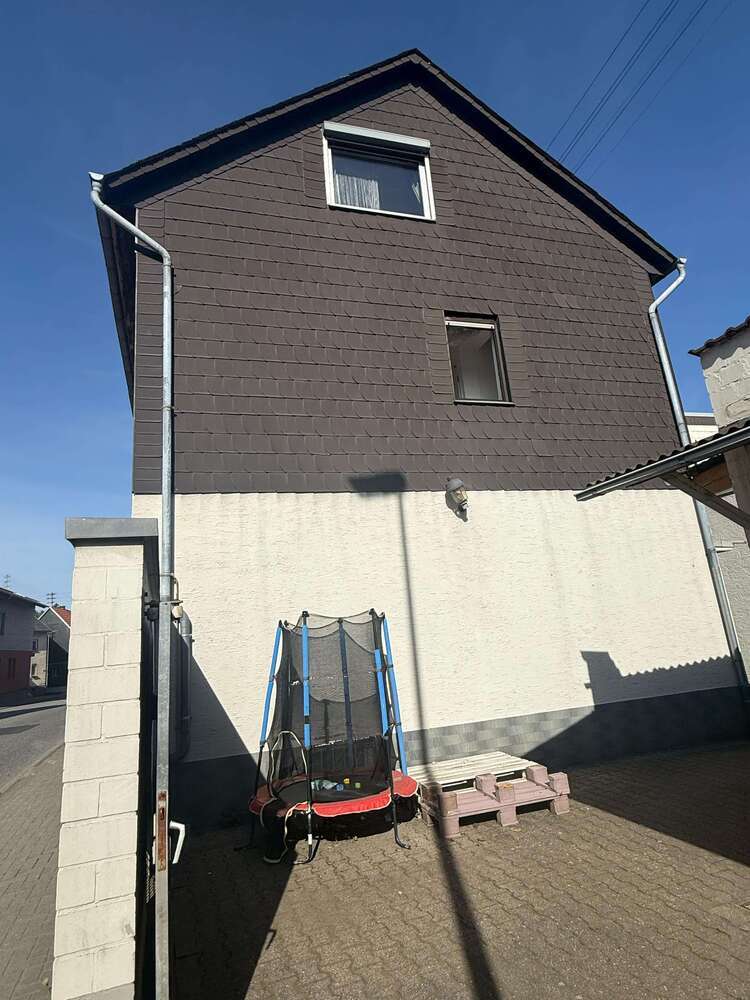 Haus zum Kaufen in Taunusstein-Wehen 345.000 € 141 m²