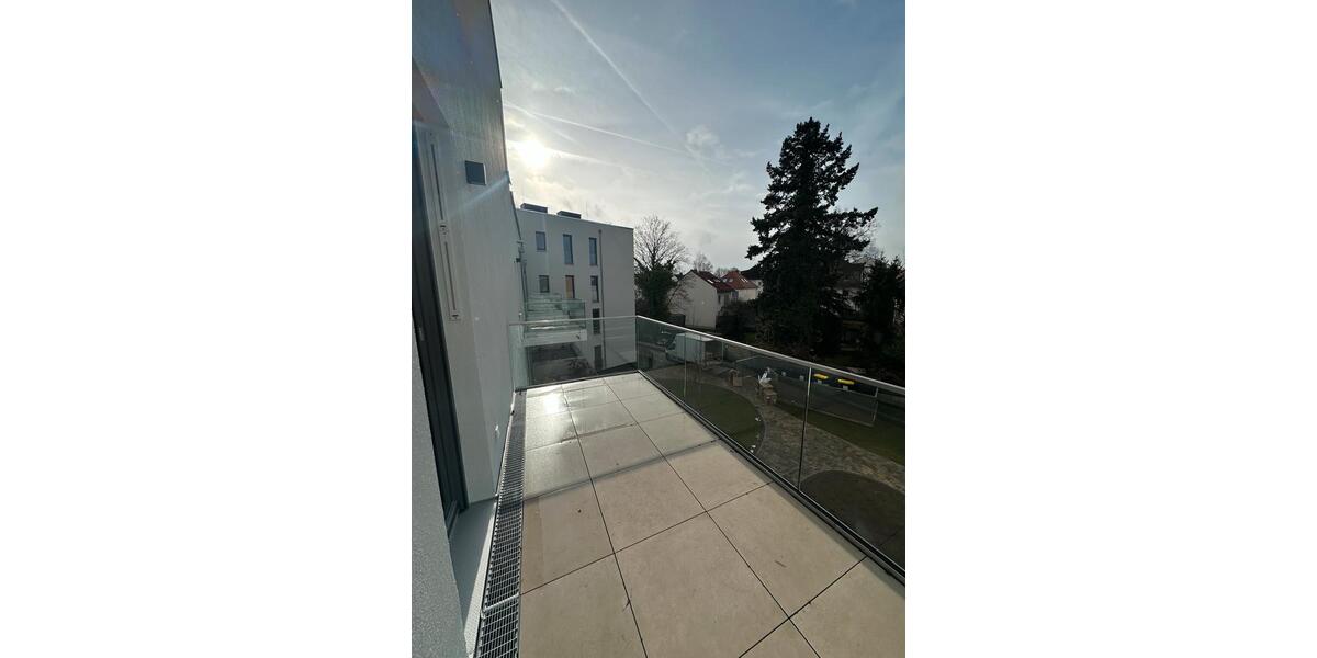 Etagenwohnung Frankfurt am Main Ginnheim - 4 Zimmer, 99 m&sup2;, 1.900&euro; | Angebot:25180391