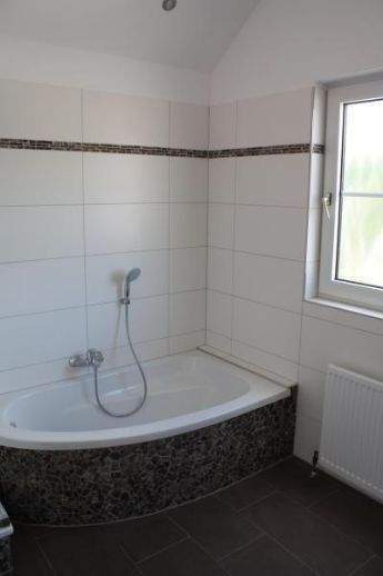 Etagenwohnung Bad Soden - 3 Zimmer, 100 m&sup2;, 1.390&euro; | Angebot:24820375