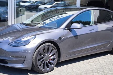 Tesla Model 3 82.000 km 27.450 &euro; Dieburg 64807
