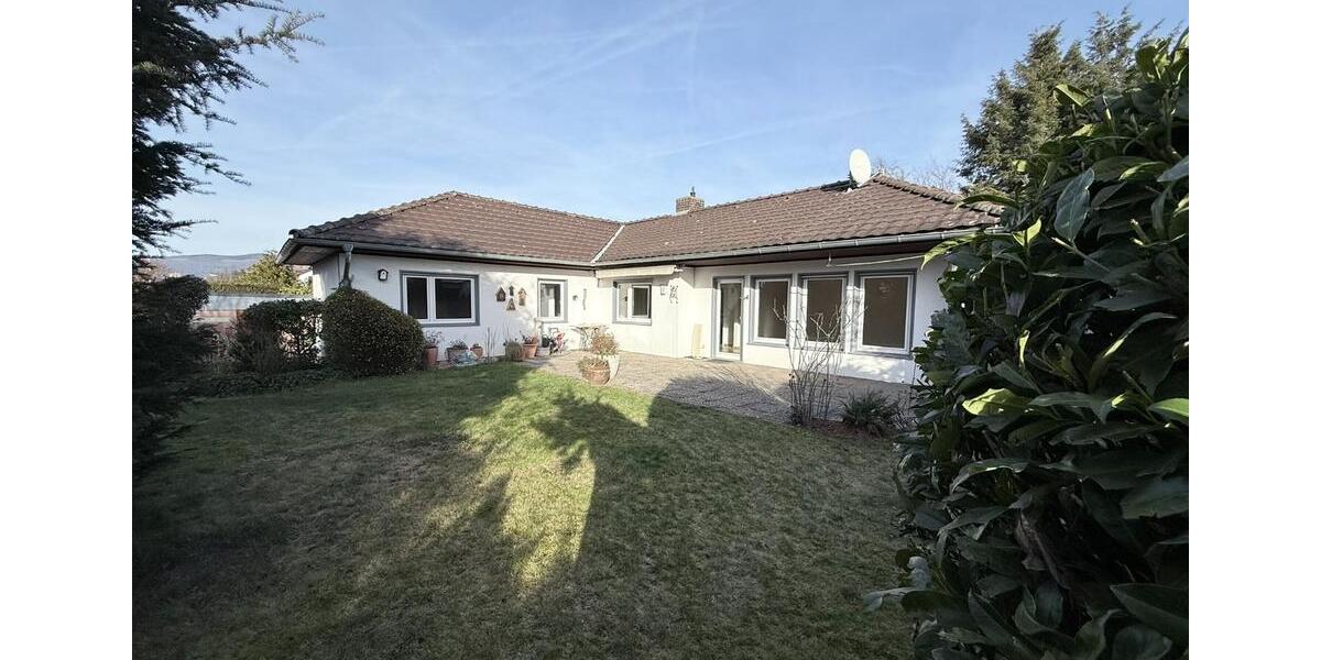 sehr schönes Einfamilienhaus mit großem Garten in ruhiger Lage 5 zimmer