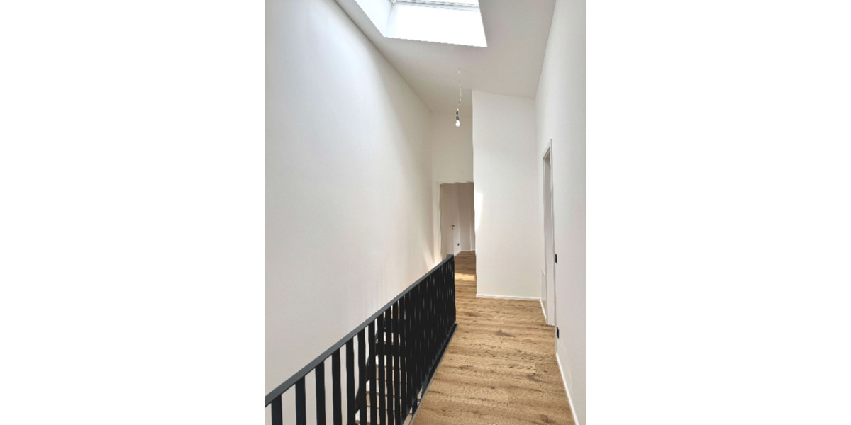 Reihenhaus Hanau - 4 Zimmer, 129 m&sup2;, 1.950&euro; | Angebot:24703271