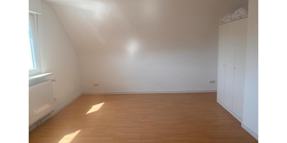 Dachgeschoßwohnung Langen (Hessen) - 2 Zimmer, 54 m&sup2;, 900&euro; | Angebot:26688924