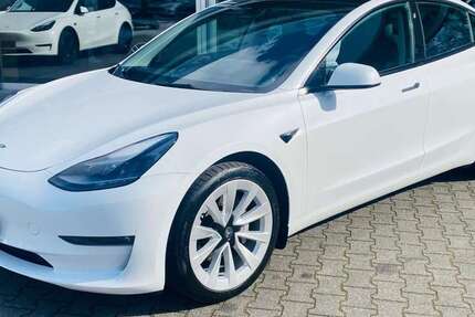 Tesla Model 3 42.900 km 28.450 &euro; Dieburg 64807