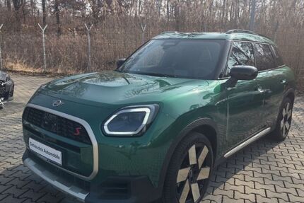 Mini Countryman S (Cooper) 10.282 km 39.233 &euro; Rödermark 63322