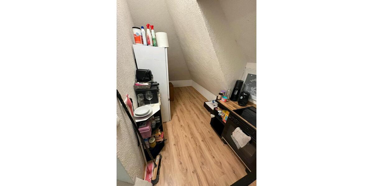 3 Zimmer Dachgeschoss Wohnung Fachwerkhaus 2.5 zimmer