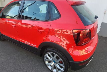 VW Polo 89.700 km 10.599 &euro; Dreieich 63303