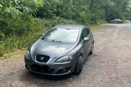 Seat Leon 126.243 km 4.500 &euro; Usingen 61250