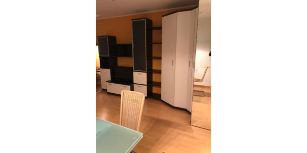 Sonniges möbliertes 1-Zimmer Studio mit Blick über HG Gonzenheim 1 zimmer